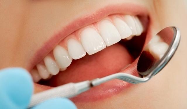 Soluţii pentru înlocuirea dinţilor pierduţi