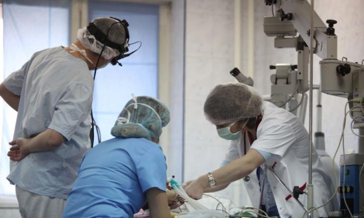 Un medic bucureştean face radiografia unui sistem în fierbere: „S-a ajuns la aberație”