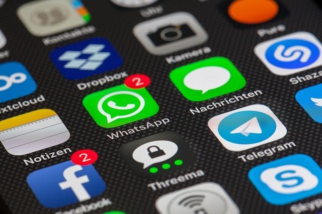 Aplicaţia WhatsApp este interzisă celor care nu au împlinit 16 ani