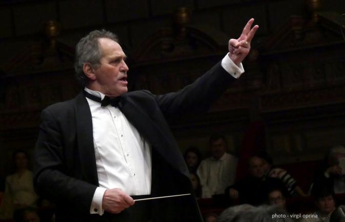 Dirijorul Cristian Mandeal prezintă Simfonia a II-a de Enescu  cu Filarmonica din Cluj