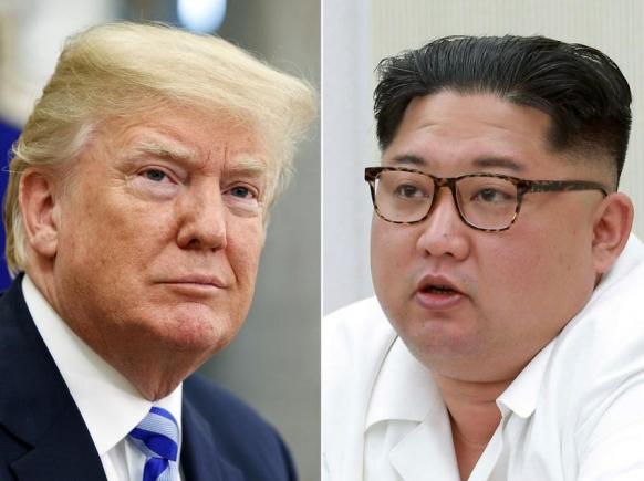 Summit-ul bau-bau. Strângere de mână istorică între Donald Trump şi Kim Jong Un