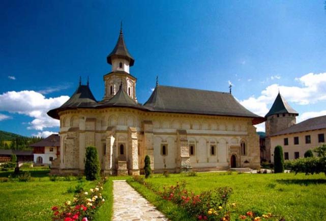 Fabuloasa Românie. Mănăstirea Putna - sub semnul crucii şi al sabiei lui Ştefan cel Mare