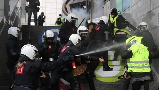 Protestul ”vestelor galbene” se extinde în Belgia. Sute de persoane au fost arestate la Bruxelles