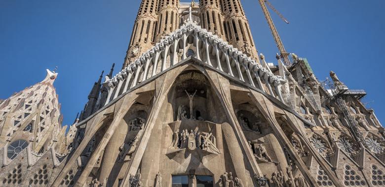 Sagrada Familia primește autorizația de construire după 137 de ani
