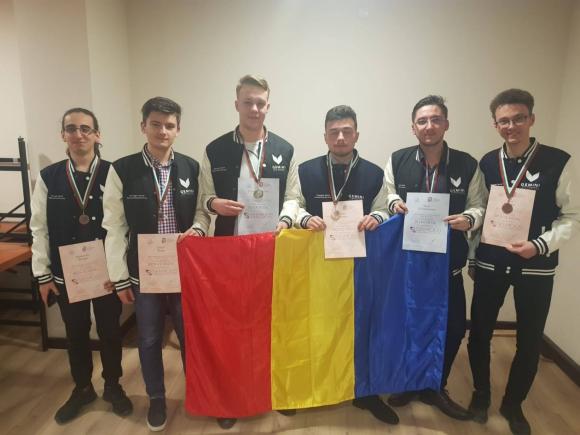 Studenţi din Iaşi au obţinut medalii de aur şi argint la Olimpiada internaţională de matematică în Israel