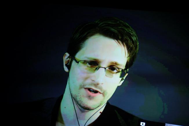 Edward Snowden își va publica memoriile la 17 septembrie