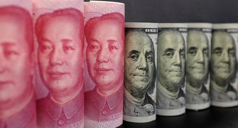 Piețele internaționale, în picaj după ce China și-a devalorizat moneda. SUA acuză în mod oficial manipularea valutară