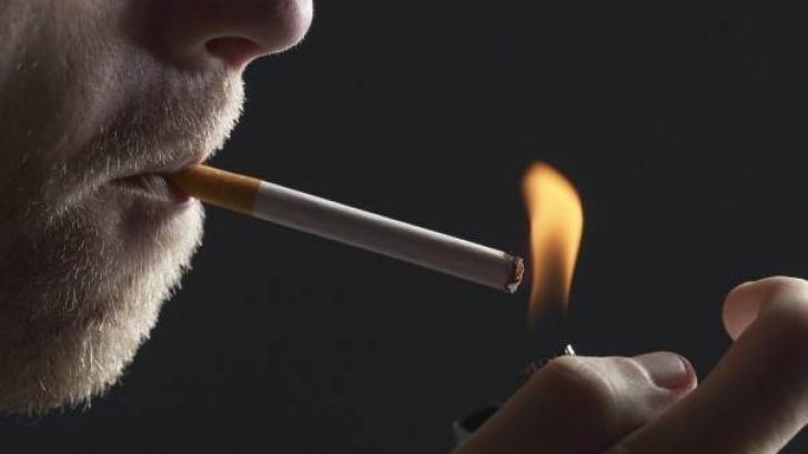 Fumatul ucide în mai multe feluri când este vorba despre Covid-19