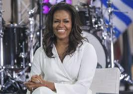 Michelle Obama citește povești copiilor izolați la domiciliu
