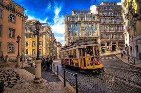 Portugalia reia activitatea turistică