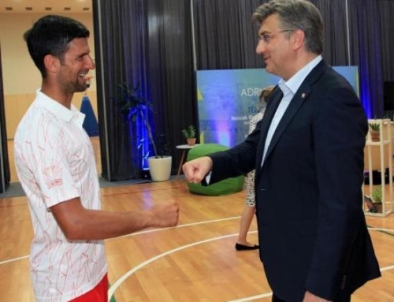Premierul Croației refuză să intre în autoziolare, după ce s-a întâlnit cu Novak Djokovic. Liderul ATP a fost testat pozitiv la COVID-19