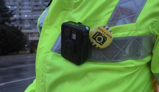 Polițiștii români vor fi dotați cu bodycam-uri