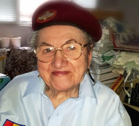 O viață ca un roman. Prima femeie parașutist de după cel de-al Doilea Război Mondial, Florica Ioniță, împlinește 90 de ani