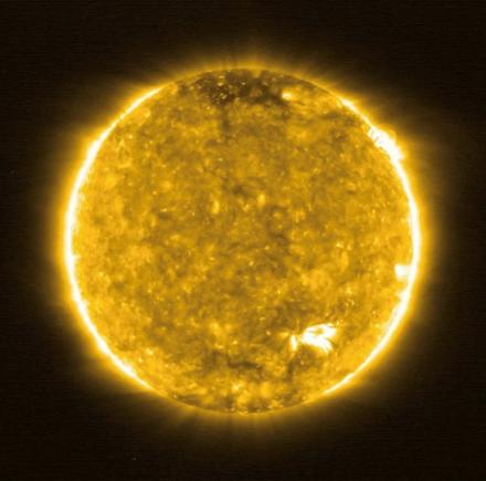 NASA a publicat cele mai detaliate fotografii cu Soarele realizate vreodată