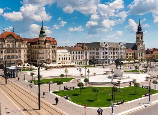  Turiștii care stau cel puțin două zile în Oradea au acces gratuit în muzee și în transportul public