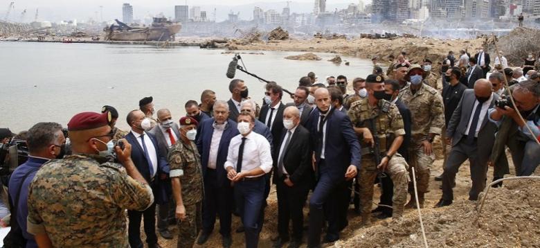Președintele Franței cere anchetă internațională pentru exploziile de la Beirut