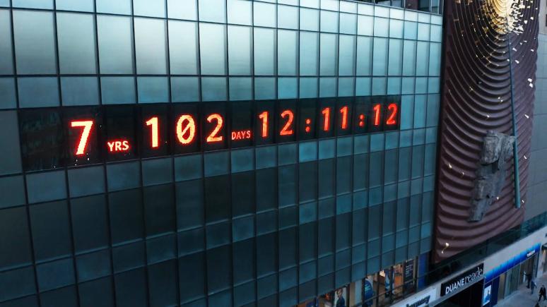 Climate Clock, un ceas instalat la New York, marchează cât timp ne mai rămâne pentru a salva Pământul