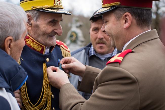 Cel mai în vârstă veteran de război din România împlinește 100 de ani