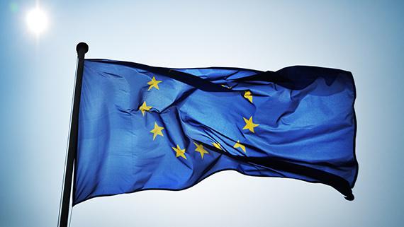 Sunt 65 de ani de la crearea drapelului european! De ce sunt doar 12 stele pe steagul UE
