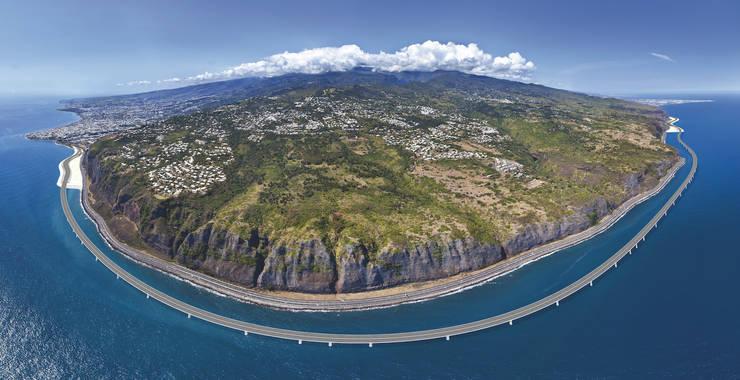Cel mai lung şi mai costisitor viaduct deasupra mării 