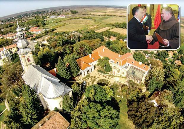 Castelul din Săcueni este scos la vânzare de Primărie cu dedicație pentru o fundație finanțată de Guvernul Ungariei