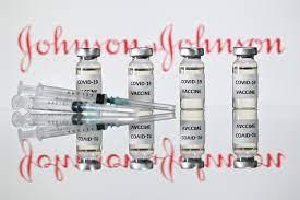 Cei vaccinați cu Johnson&Johnson ar putea avea nevoie de un rapel cu Pfizer sau Moderna pentru a face față variantei Delta a coronavirusului, spun unii experți