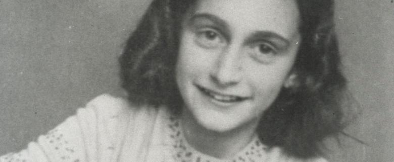 Cel care ar fi trădat familia Annei Frank, identificat după 77 de ani. Teoria, criticată de istorici