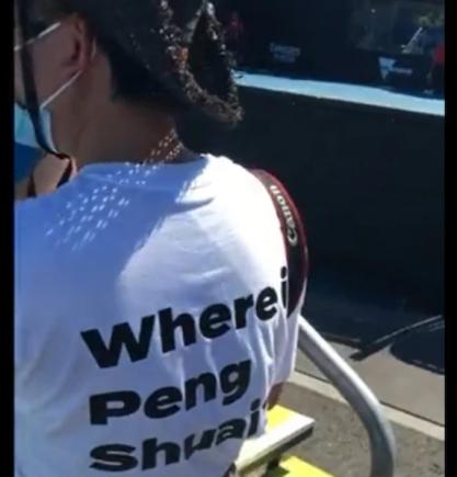 Australian Open interzice tricourile cu inscripția „Unde este Peng Shuai?”
