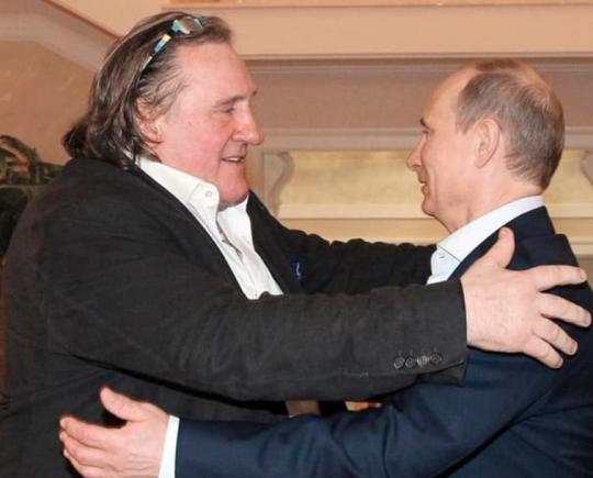 Gérard Depardieu deplânge un „război fratricid” după invadarea Ucrainei de către Rusia