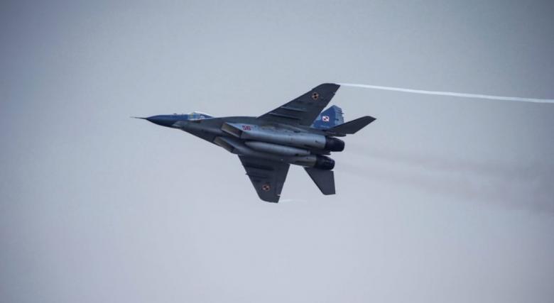 SUA promit sa înlocuiască avioanele Poloniei cu F-16 americane daca Varșovia își trimite avioanele vechi în Ucraina