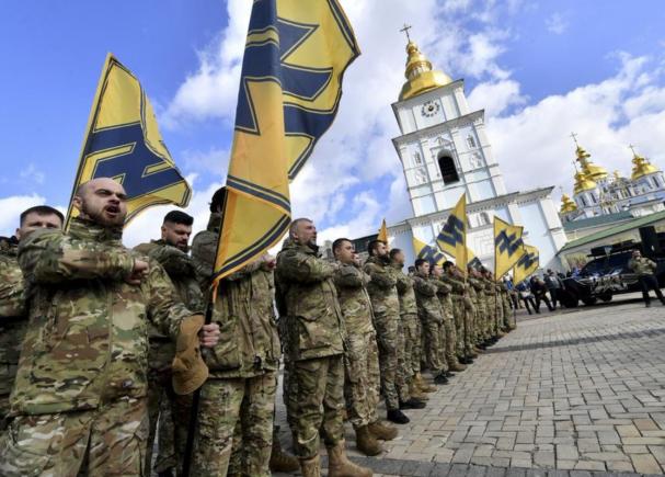 Ce este regimentul Azov, această unitate ucraineană fondată de adepți ai mișcării neonaziste?