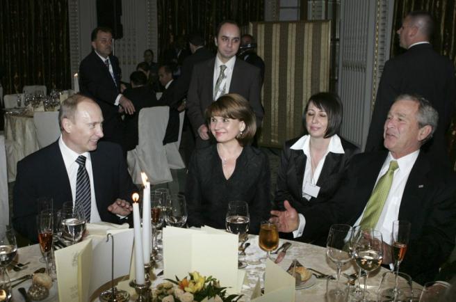 Putin a vizat Ucraina de ani de zile. De ce nu l-a oprit Occidentul? 