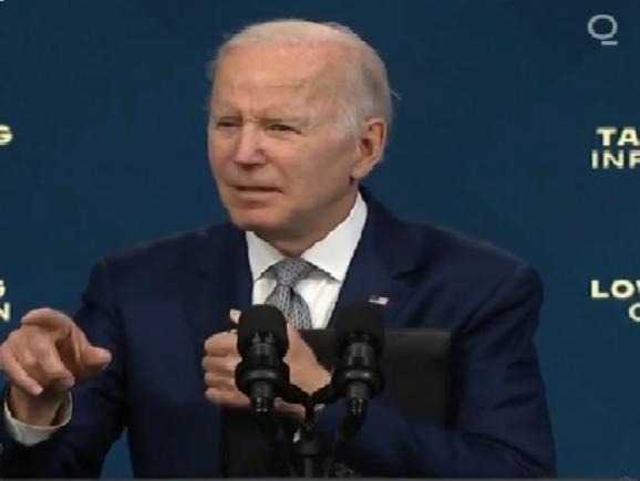 Joe Biden îi răspunde unui senator care îi cere sa demisioneze considerându-l "incoerent" și incapabil "psihic" să-și asume atribuțiile