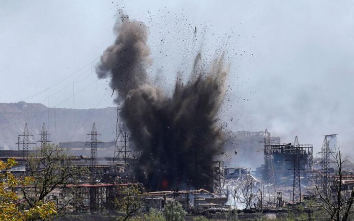„Rușii scriu propoziții ale trupei Kalush pe bombele aruncate în Azovstal”, spune primăria din Mariupol