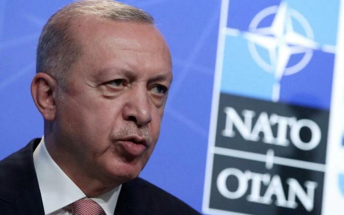 Erdogan e „hotărât” să blocheze procesul de aderare a Finlandei și Suediei la NATO: "un cuib absolut de teroriști"