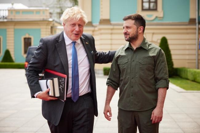 Boris Johnson: Nu vom fi niciodată în siguranță dacă întoarcem spatele curajoasei Ucraine