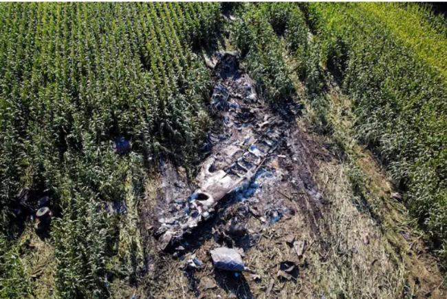 Un avion de marfă ucrainean care transporta arme s-a prăbușit în Grecia stârnind de speculații online cu privire la destinația spre care se îndrepta