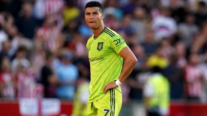 Revoltă la Manchester United: jucătorii cer plecarea lui Ronaldo
