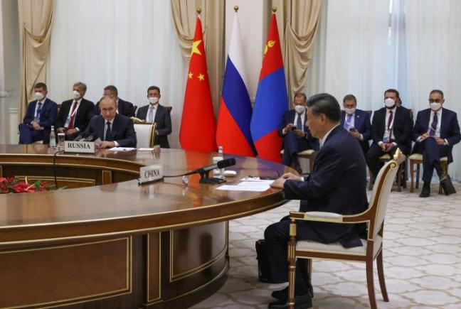 China este gata să susțină Rusia în apărarea „intereselor ei fundamentale”, i-a spus Xi Jinping lui Vladimir Putin