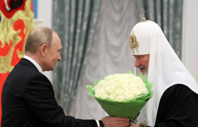 „Dumnezeu te-a pus la putere”, patriarhul Kirill îl felicită pe Putin cu ocazia împlinirii a 70 de ani
