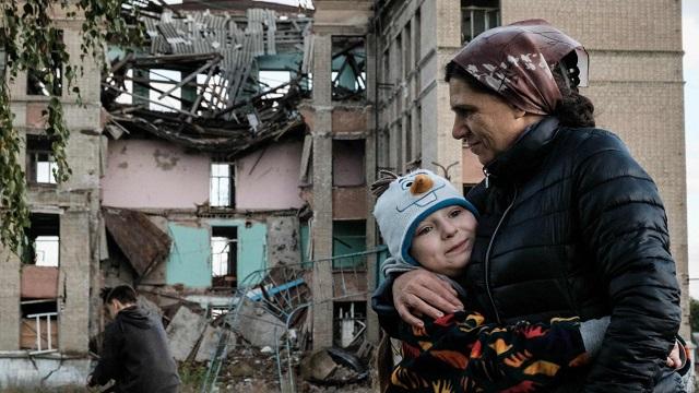 New York Times: Mii de copii ucraineni au fost transferați în Rusia pentru adopție