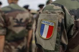 Militar francez din cadrul trupelor NATO detașate în România găsit mort într-un hotel din București