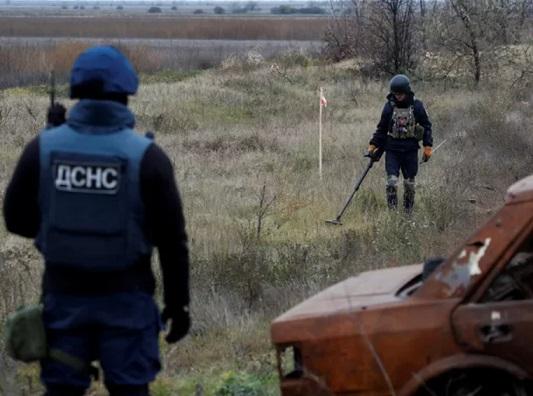 Aproximativ 30% din teritoriul ucrainean este minat
