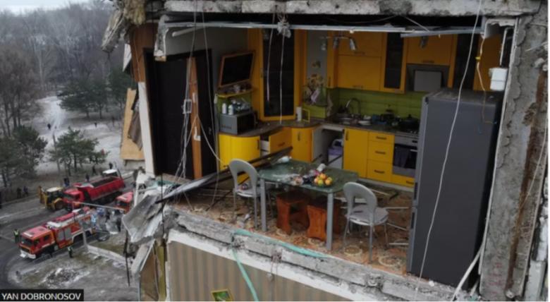 Povestea bucătăriei galbene din orașul Dnipro atacat de ruși. Cât de fină este granița dintre viață și moarte (video)