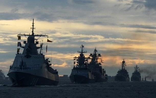 Cincisprezece nave de război rusești sunt pregătite pentru luptă în Marea Neagră