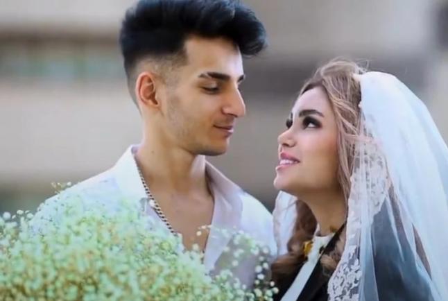 Un simplu dans romantic pe stradă a costat un cuplu din Iran 10 ani de închisoare (video)