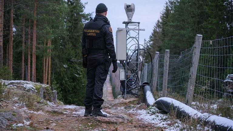 Cortina de Fier: Finlanda a început construcția unui gard la granița cu Rusia