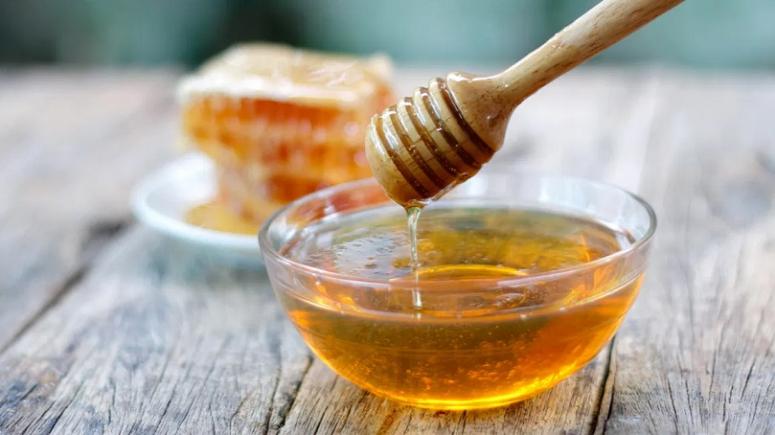 Frauda masivă la mierea importată în Europa, avertizează Comisia Europeană
