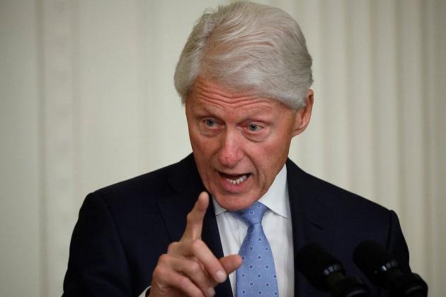 Bill Clinton regretă că a convins Ucraina să renunțe la armele nucleare în 1994