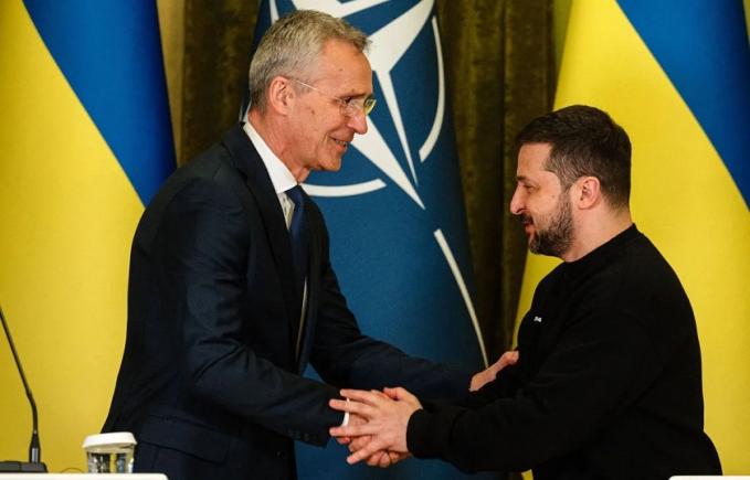 Doar apartenența la NATO a Ucrainei va descuraja reluarea războiului cu Rusia